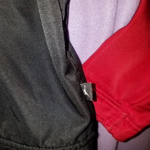 Jordan track jacket bred boys xl - Picture 3 of 4